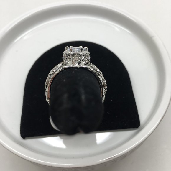 ring - Picture 3 of 4